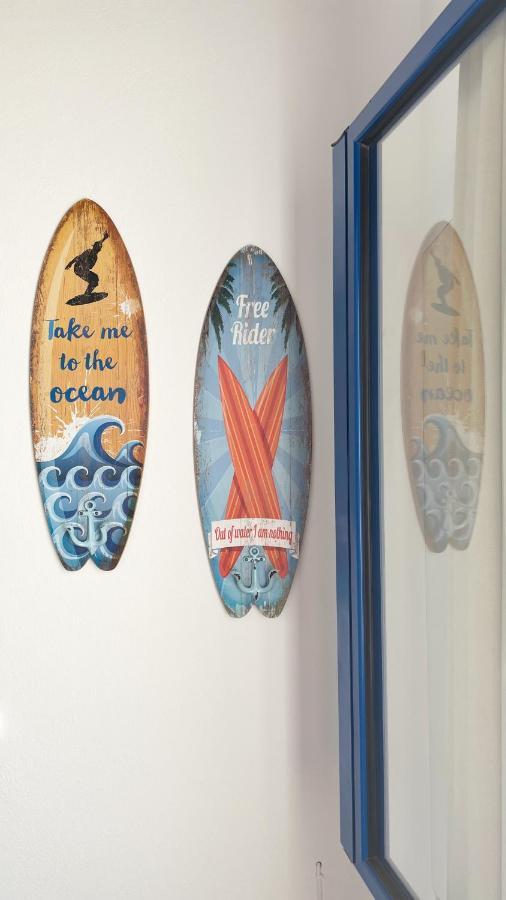 Red Star Surf & Yoga Camp Lanzarote Famara Exterior foto